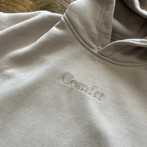 Comfrt Hoodie Sweatshirt - Picture 3 of 4